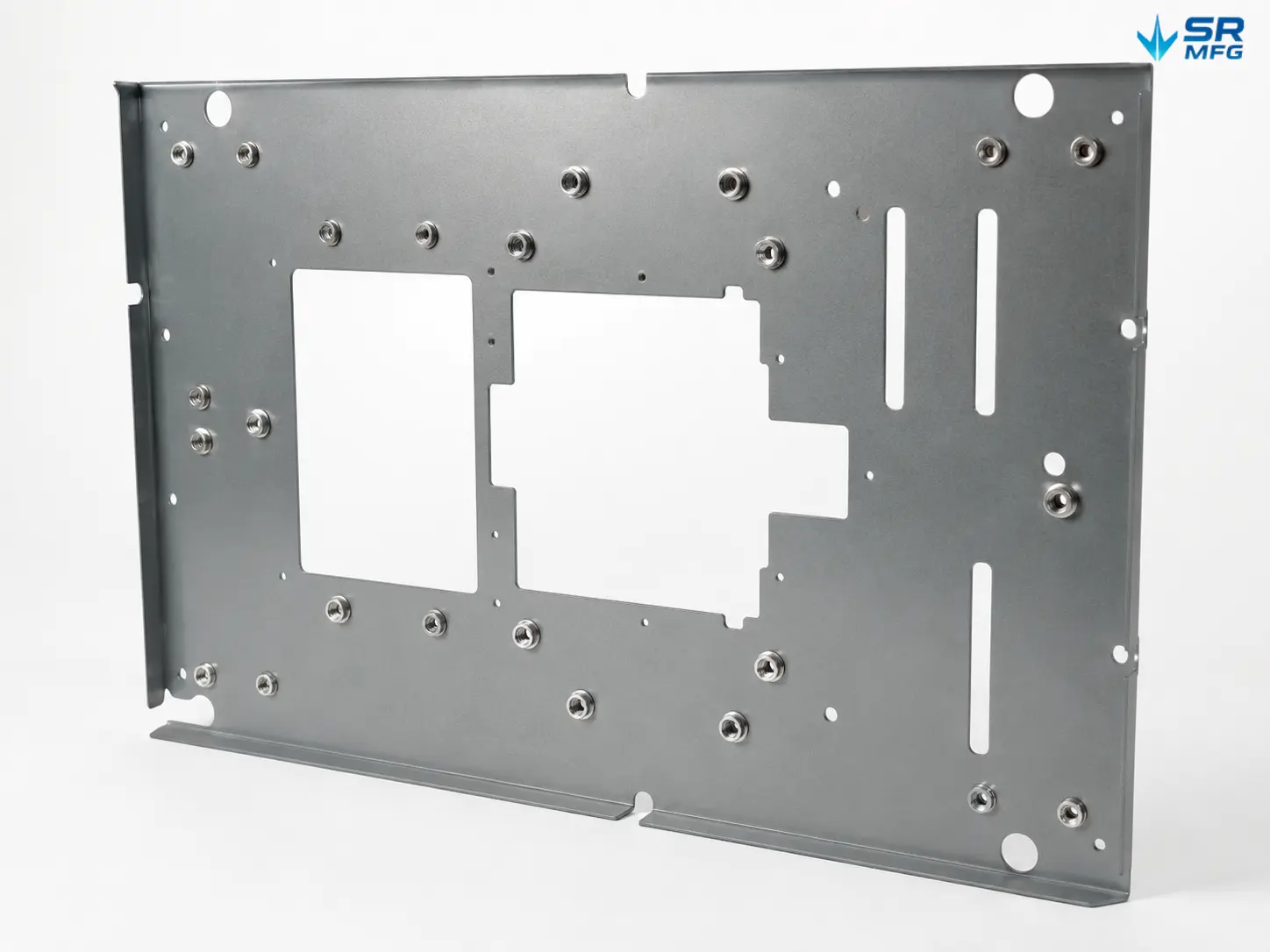 Custom Sheet Metal Parts with PEM Nuts - 画像 (3)